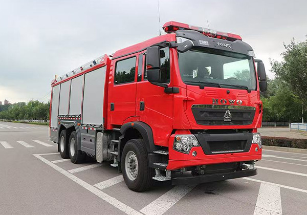 干粉消防車(chē)